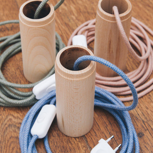 luce per letto montessori in legno e febri naturali con 3 varianti di colore