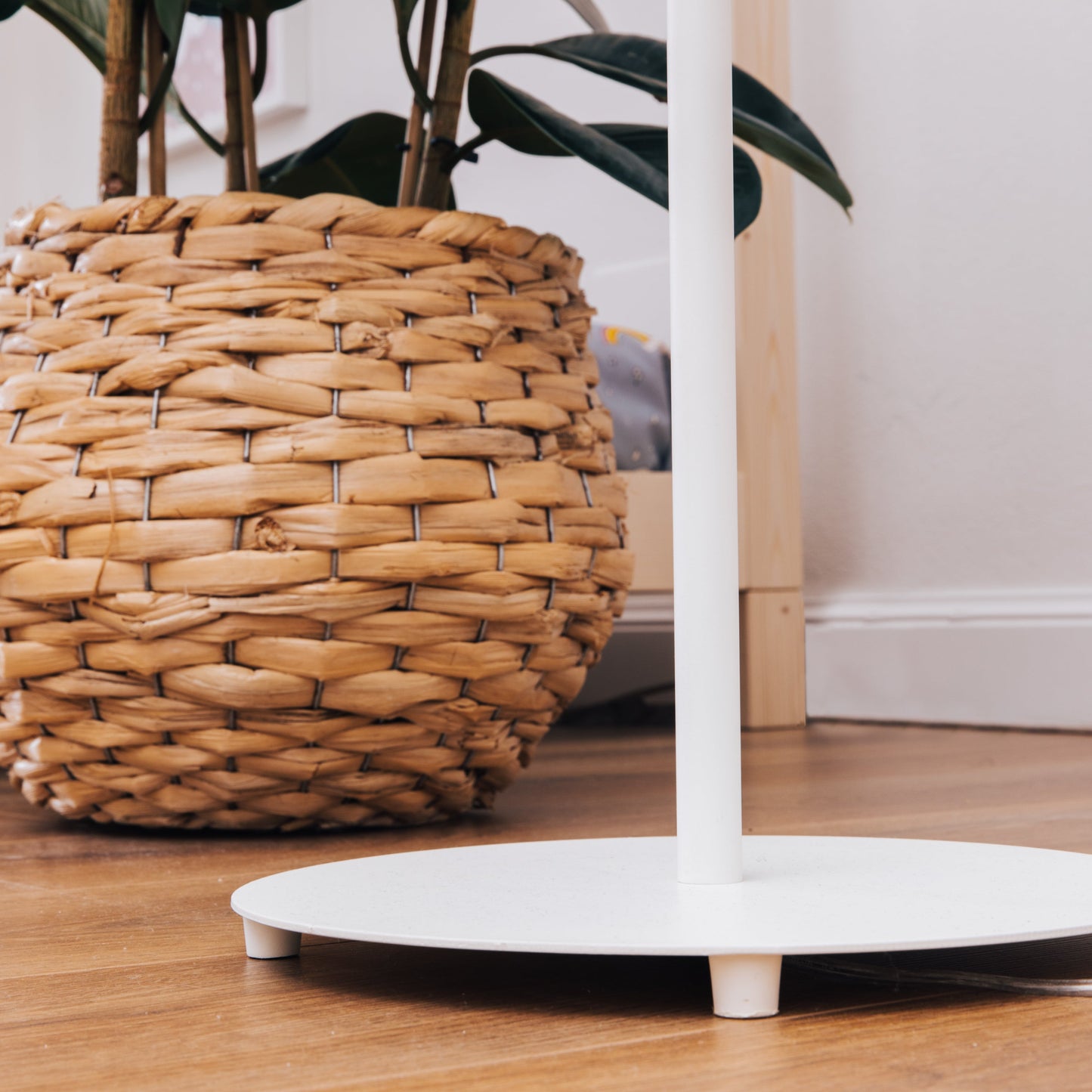 Lampe sur pied Aime ta planète