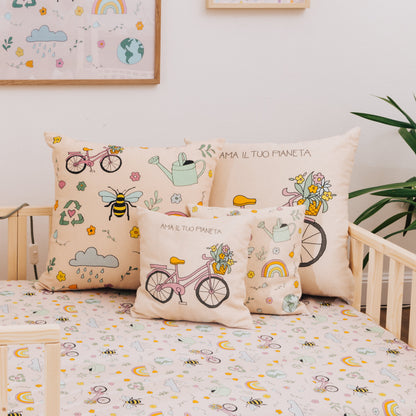4 cuscini Ama il tuo pianeta in fantasie varie su un letto zero+Earth by nabè.